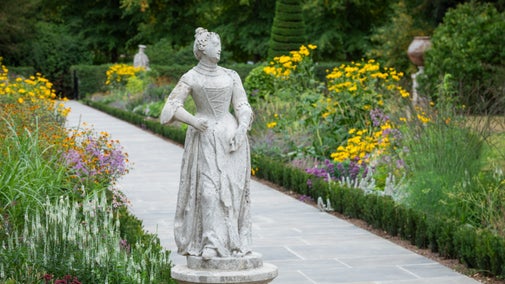 The reimagined Long Garden combines tapestries of perennials with historic design elements
